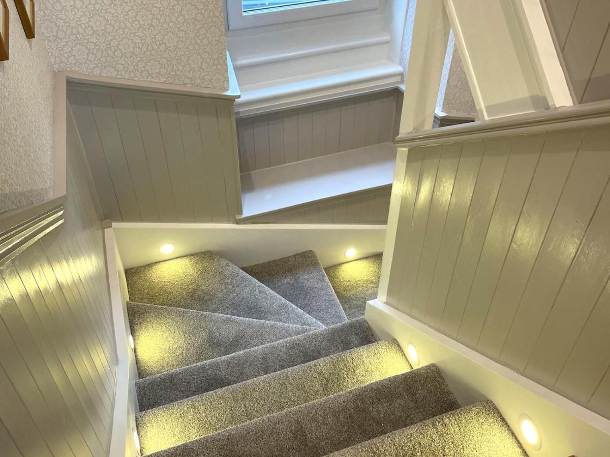 Pass The Keys Beautifully Presented 3Br Luxury Apartment Kirkcudbright Eksteriør bilde